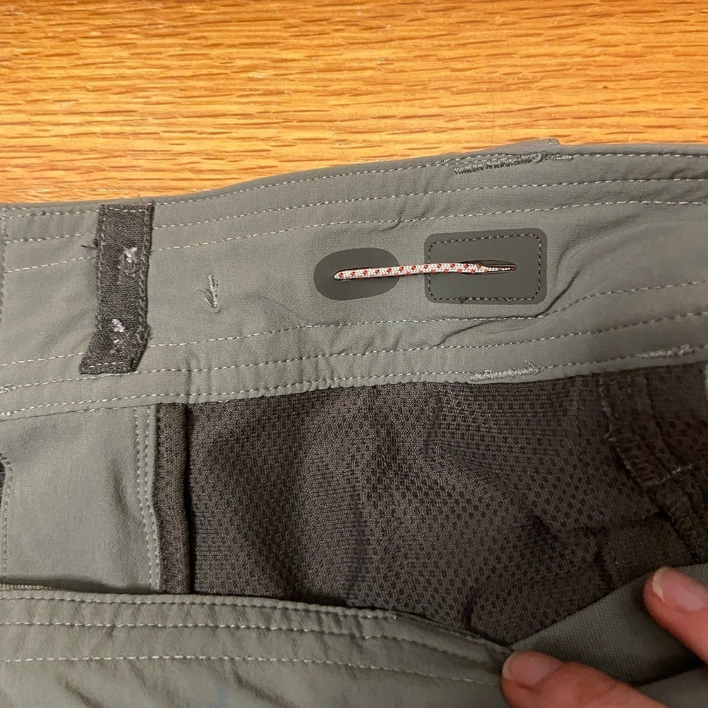 REI Co-Op Screeline Pants in Grey Size 12 *altered‎ to capri length* - Picture 7 of 12